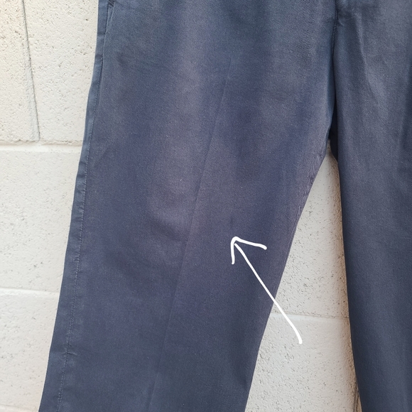 Frank & Eileen | Wicklow The Italian Chino Performance Twill in Vintage Navy - Picture 5 of 12